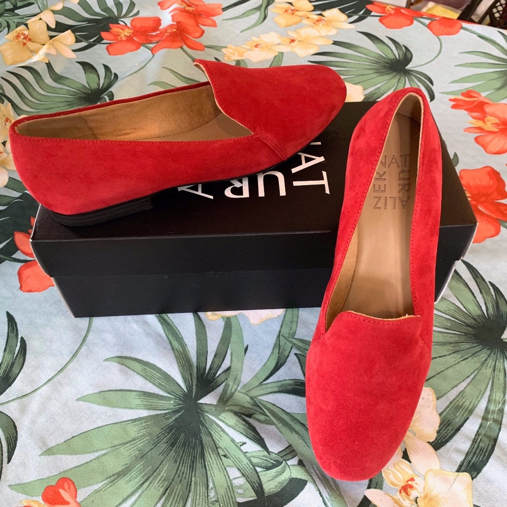 Naturalizer Emiline Suede Loafer Hot Sauce Red 6M